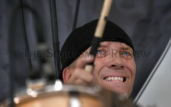 srx_EV_Alums_Band_1_.jpg