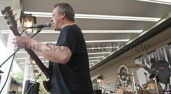 srx_EV_Alums_Band_7_.jpg