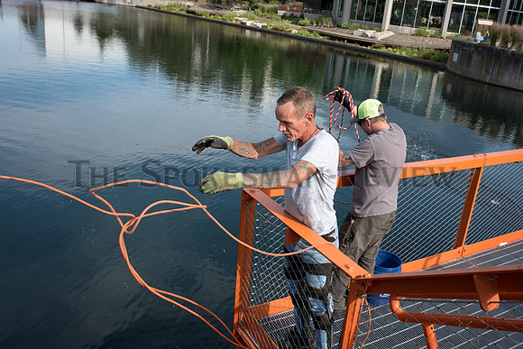 SRX_MAGNET_FISHING2