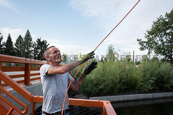 SRX_MAGNET_FISHING6