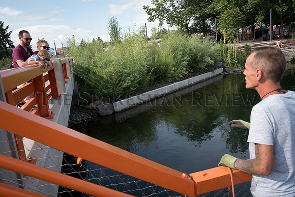 SRX_MAGNET_FISHING