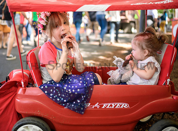 SRX_PIG OUT IN THE PARK 3