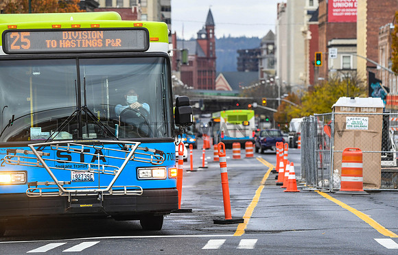 SRX STA BUSES