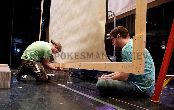 SRX MADAME BUTTERFLY SET DESIGN 5
