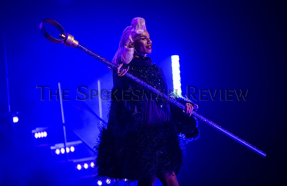 SRX RUPAUL'S DRAG RACE 34