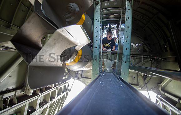 WORLD WAR II PLANES VISIT 4