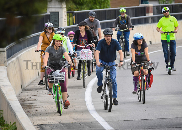 CYCLE TOWN HALL 1