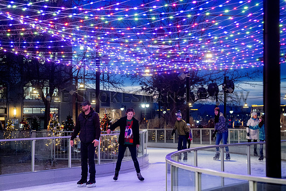 SRX RIVERFRONT PARK LIGHTS 2