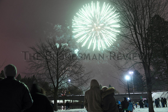 New Years Fireworks 2016 2