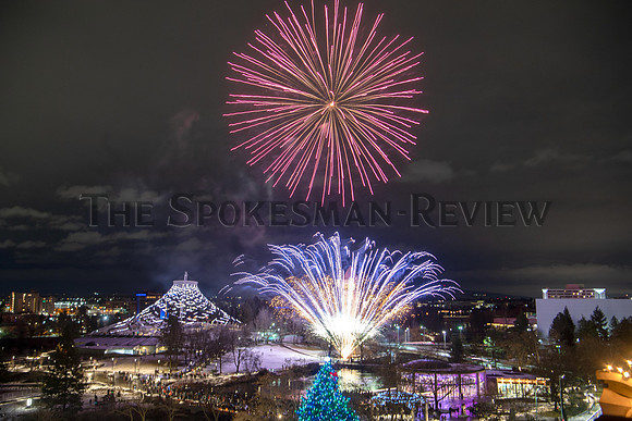 SRX NEW YEAR FIREWORKS 2019-2020 4