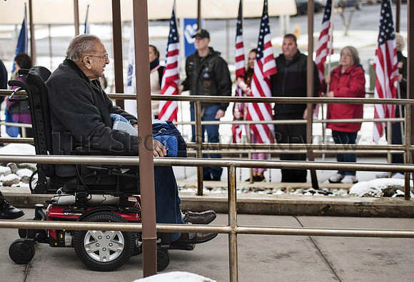 srx_Veteran_Celebration_5_.jpg