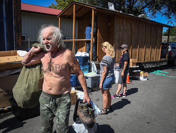MOBILE SHOWERS