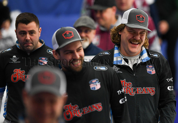 SRX_CURLING_002_tt