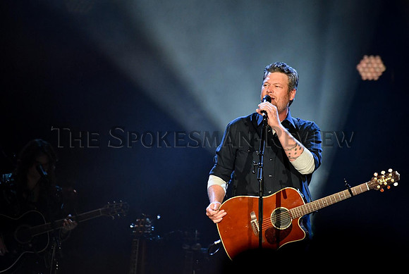 SRX_BLAKESHELTON_003_TT