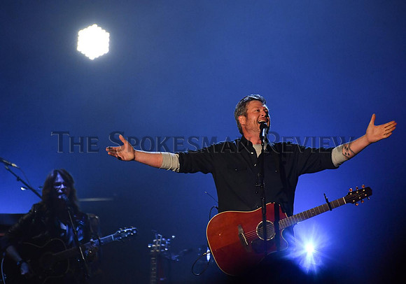 SRX_BLAKESHELTON_009_TT