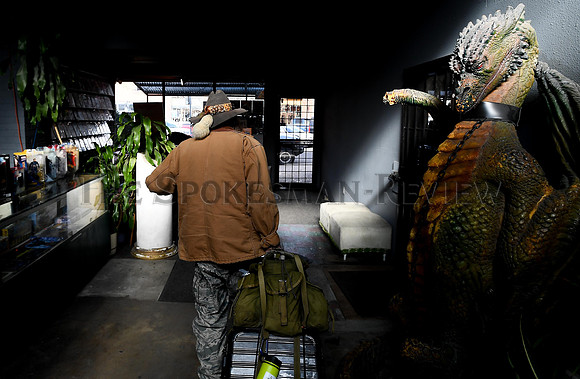 SRX_HOMELESS_001_TT
