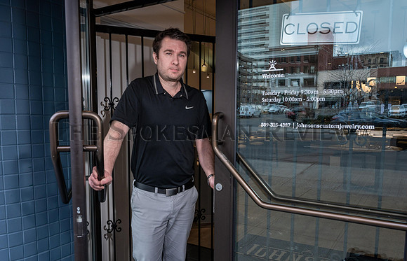 SRX_JOHNSON JEWLERY CLOSED