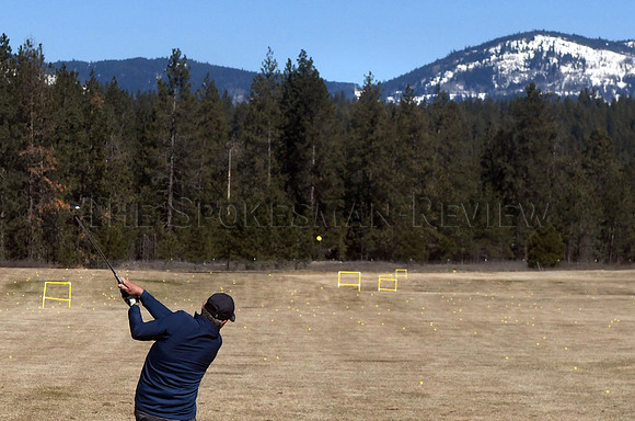 srx_COVID_Golf_2_.jpg