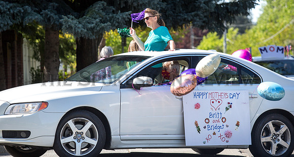 SRX TOUCHMARK MOTHERS DAY PARADE 9