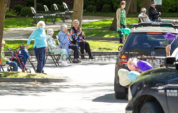 SRX TOUCHMARK MOTHERS DAY PARADE 11