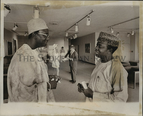 1974 Press Photo Visitors Singhateh & Ad Ebanjo at Expo 74, Spokane