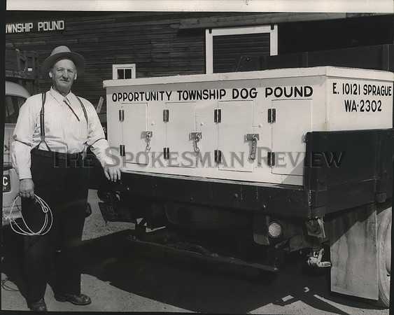 1956 Press Photo Dog Catcher George Doepke of Opportunity Township