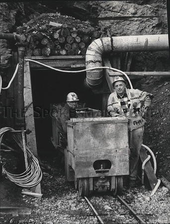 1966 Press Photo Miners on the Schumaker Zinc-Lead mine northeast of Colville