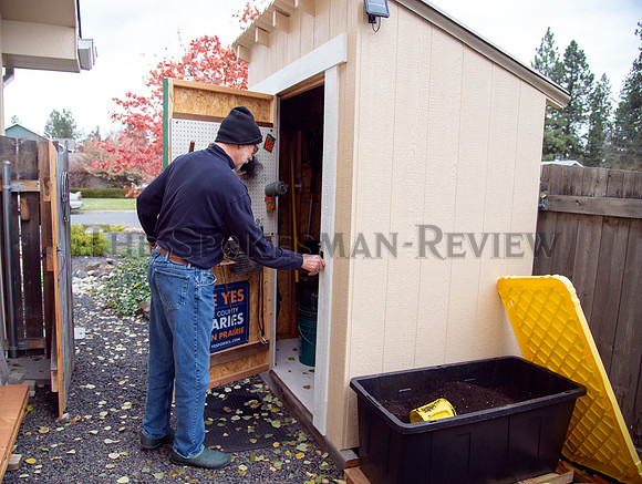 SRX STEVE PECK PANDEMIC PROJECT SHED 2
