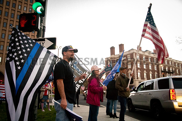 SRX TRUMP PARADE 15
