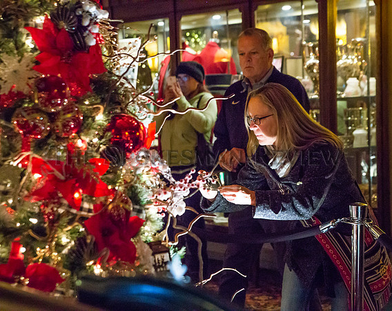 SRX DAVENPORT CHRISTMAS TREES 1