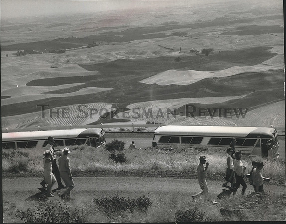 1967 Press Photo Participants of Farm-City Swap Program visit Steptoe Butte