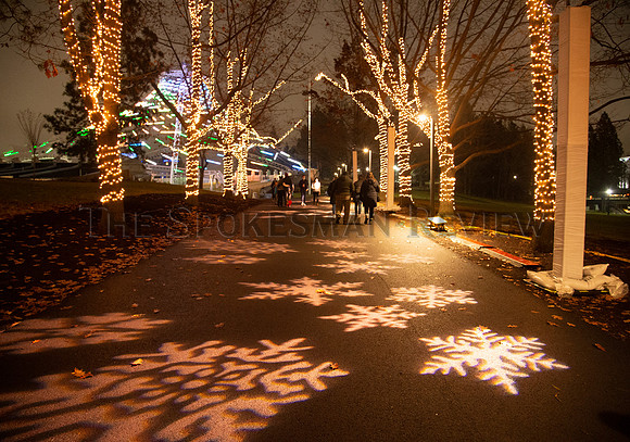 SRX RIVERFRONT PARK LIGHTS 9