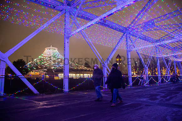 SRX RIVERFRONT PARK LIGHTS 3