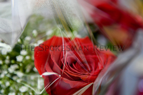 srx_Valentine_Flowers_1B_.jpg
