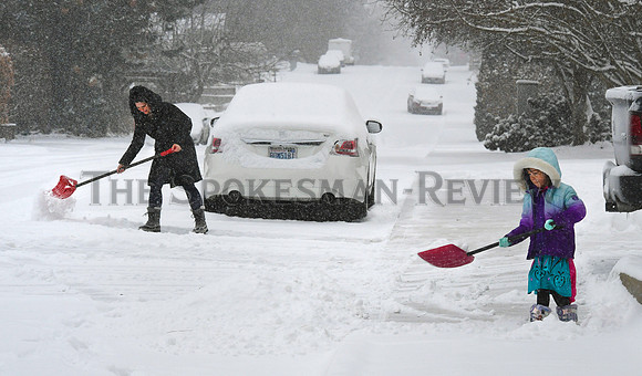 SRX MONDAY SNOW 1