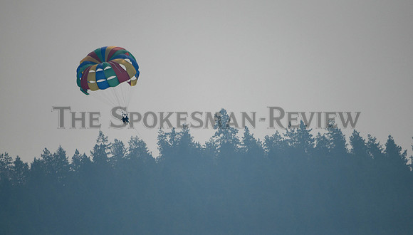 srx_Smoky_Parasailers_.jpg