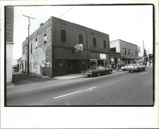 1991 Press Photo View of The Capitol Business in Hillyard.
