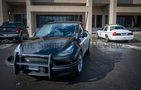 SRX POLICE TESLA 3
